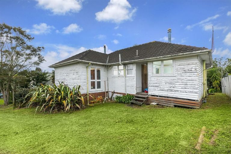 Photo of property in 15 Posa Avenue, Henderson, Auckland, 0612