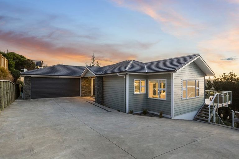 Photo of property in 145 Endeavour Drive, Whitby, Porirua, 5024