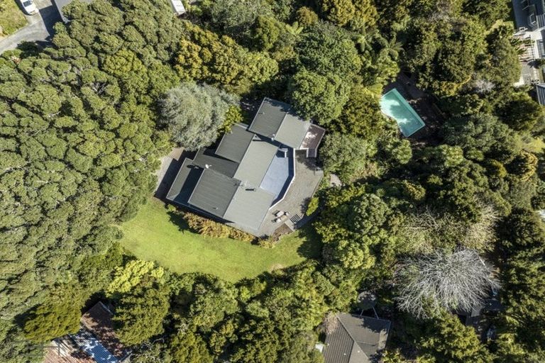Photo of property in 212 Carter Road, Oratia, Auckland, 0604