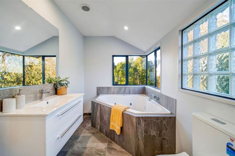 Photo of property in 45 Ti Rakau Drive, Woolston, Christchurch, 8023