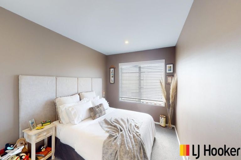 Photo of property in 5 Puninga Lane, Takanini, 2112