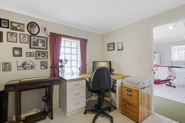 Photo of property in 227 Point View Drive, Dannemora, Auckland, 2016