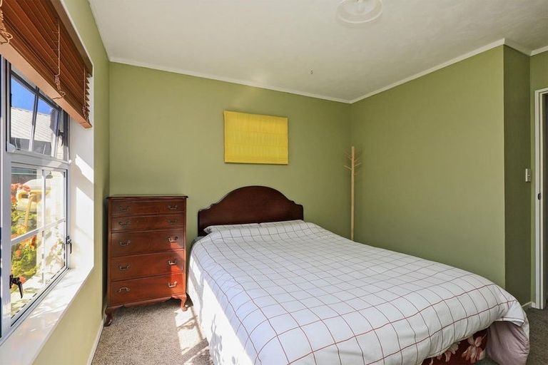 Photo of property in 84 O'dowd Road, Taradale, Napier, 4112