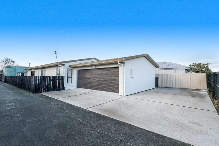 Photo of property in 1/11 Sylvia Street, Parklands, Christchurch, 8083