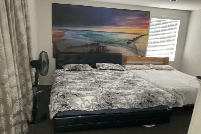 Photo of property in 11 Hakaro Way, Takanini, 2112