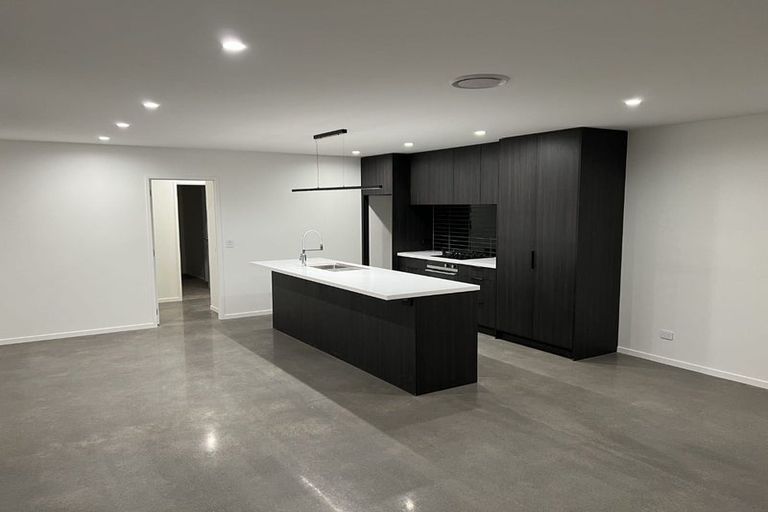 Photo of property in 29 Sycamore Grove, Lower Vogeltown, New Plymouth, 4310