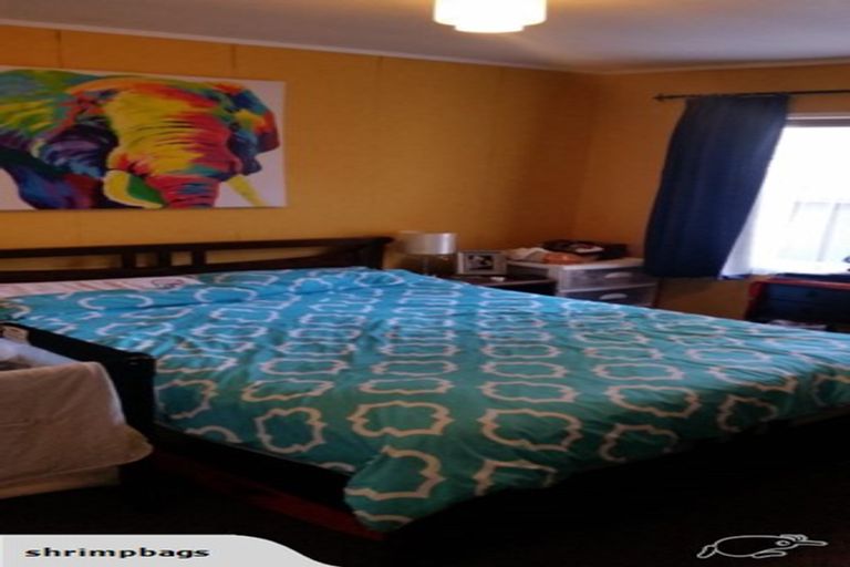 Photo of property in 2/11 Broadview Place, Howick, Auckland, 2014