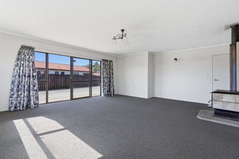Photo of property in 402a Ngatai Road, Bellevue, Tauranga, 3110