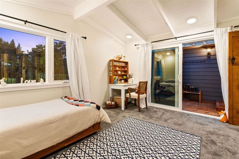 Photo of property in 176 Wishart Road, Helensville, 0875