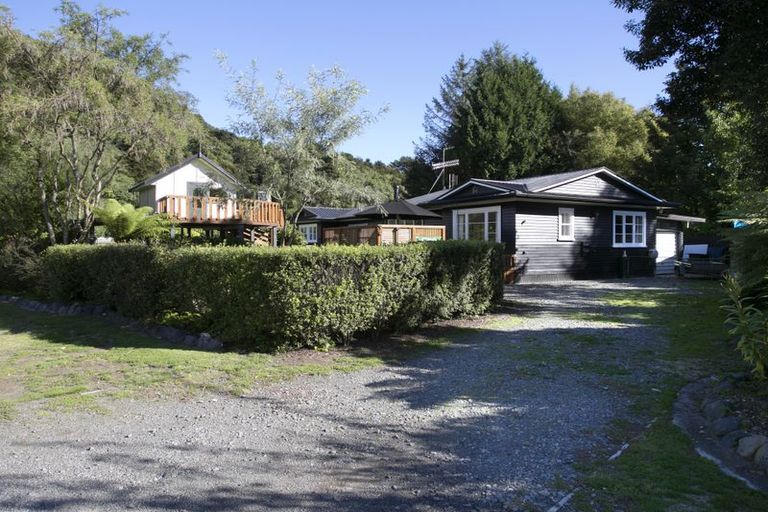 Photo of property in 29 Rereahu Avenue, Hatepe, Turangi, 3382