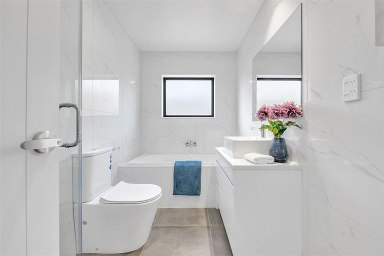 Photo of property in 3 Rakiraki Place, Flat Bush, Auckland, 2019