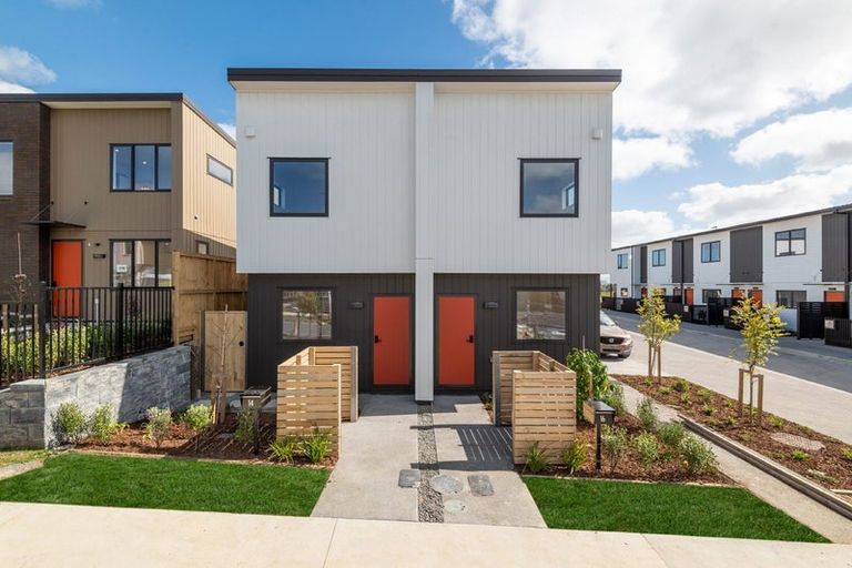 Photo of property in 43 Nga Pona Toru Road, Flat Bush, Auckland, 2019