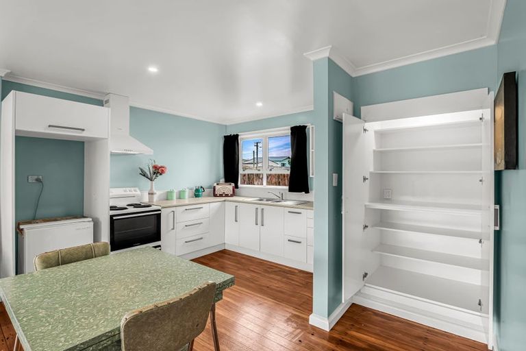 Photo of property in 31 Matai Street, Castlecliff, Whanganui, 4501