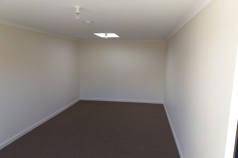 Photo of property in 10 Twickenham Street, Wainuiomata, Lower Hutt, 5014