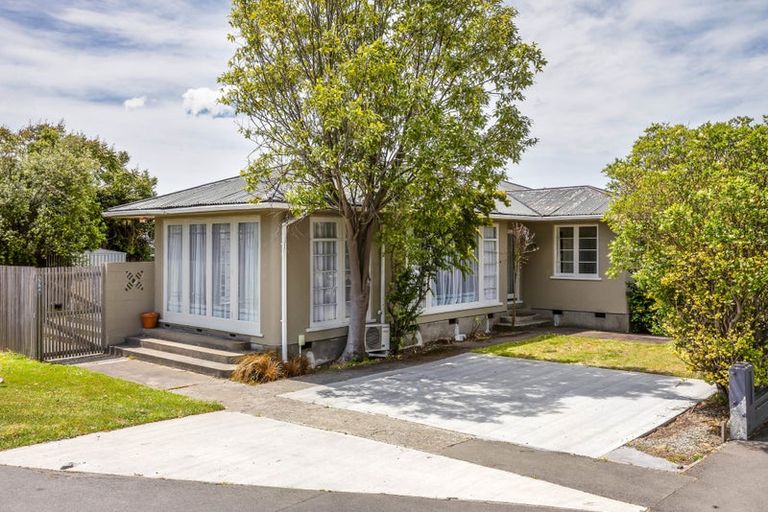 Photo of property in 556 Cranford Street, Papanui, Christchurch, 8052