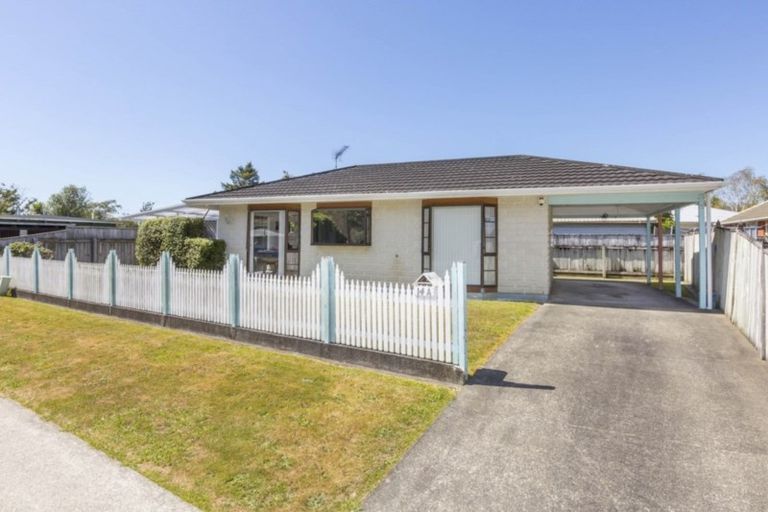 Photo of property in 14a Holdsworth Avenue, Trentham, Upper Hutt, 5018