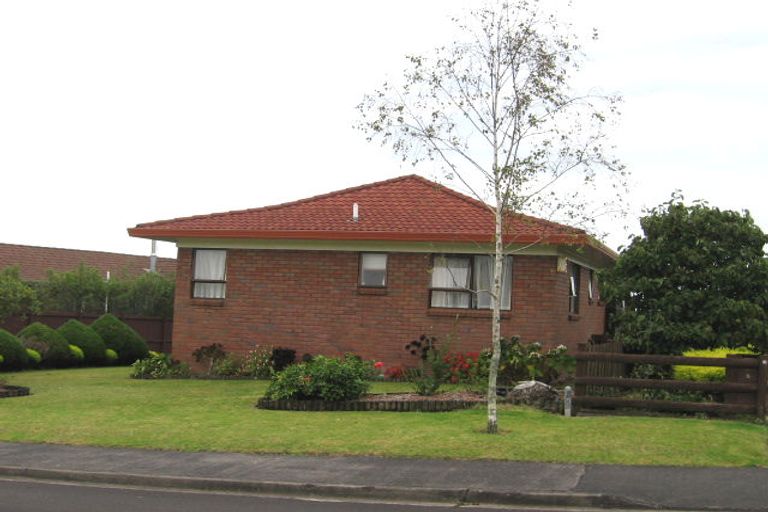 Photo of property in 7 White Heron Drive, Massey, Auckland, 0614