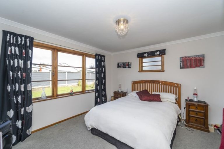 Photo of property in 30 Oxford Street, Martinborough, 5711