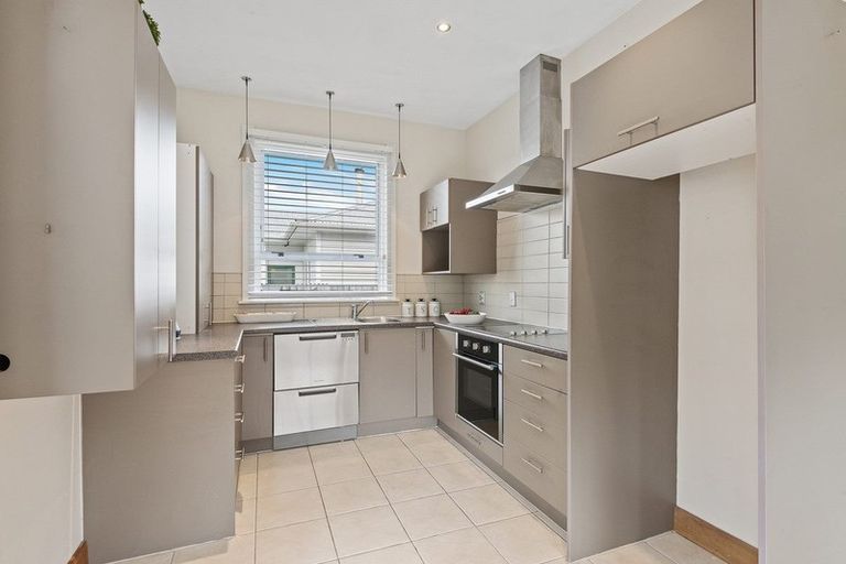 Photo of property in 194 Selwyn Street, Spreydon, Christchurch, 8024