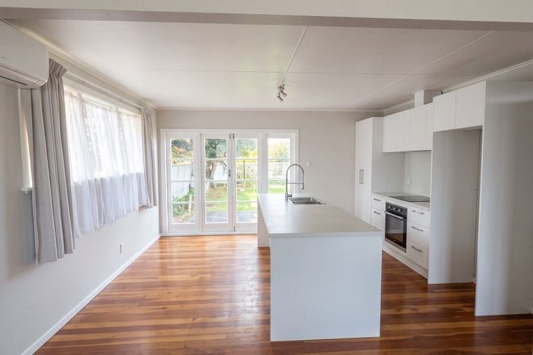 Photo of property in 4 Jackson Avenue, Highbury, Palmerston North, 4412