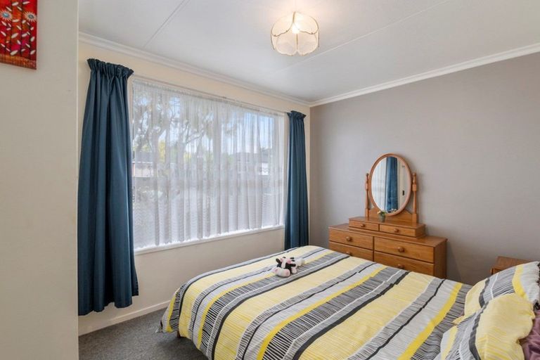 Photo of property in 10 Regal Street, Levin, 5510