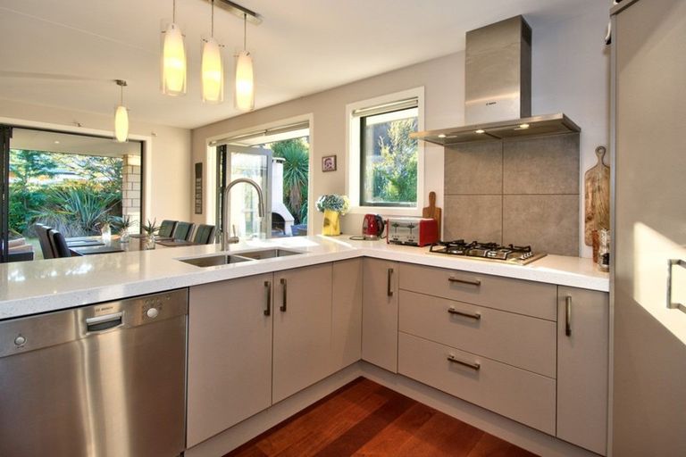 Photo of property in 14 Morning Star Terrace, Arthurs Point, Queenstown, 9371