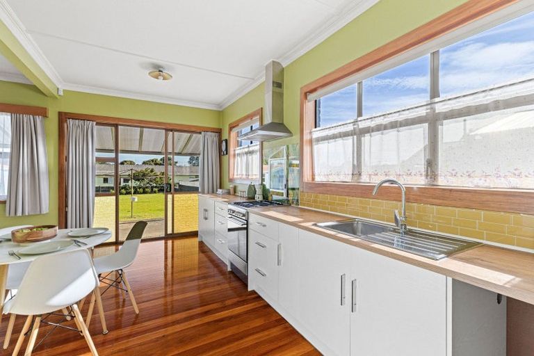 Photo of property in 8 Harper Street, Gonville, Whanganui, 4501