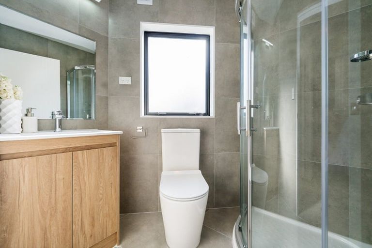 Photo of property in 15a Joyce Street, Pahurehure, Papakura, 2113