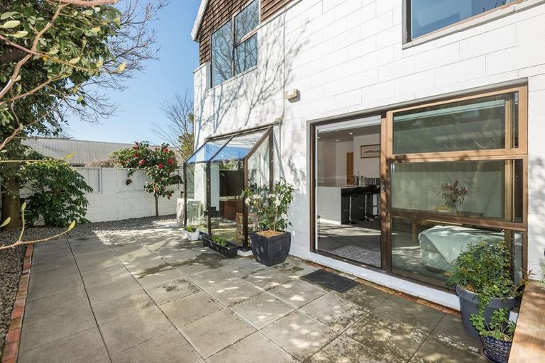Photo of property in 2/1 Winchester Street, Merivale, Christchurch, 8014
