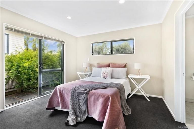 Photo of property in 88d Brian Crescent, Stanmore Bay, Whangaparaoa, 0932