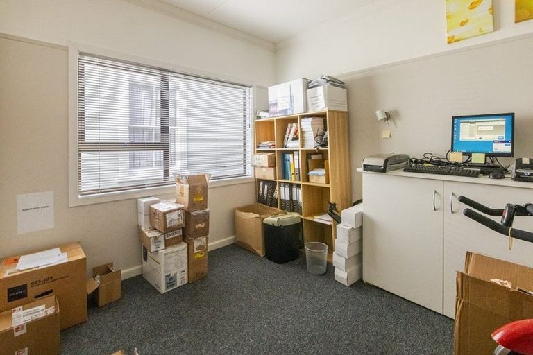 Photo of property in 57 Wellesley Road, Napier South, Napier, 4110