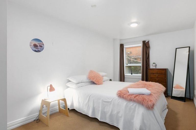 Photo of property in 12/31 Dowling Street, Dunedin Central, Dunedin, 9016