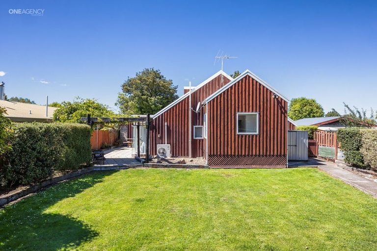 Photo of property in 3 Bush Street, Rangiora, 7400