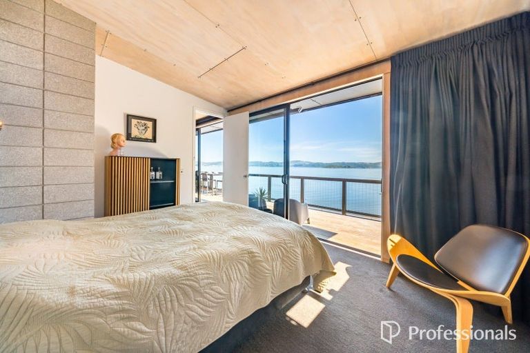 Photo of property in 616b Marine Drive, Days Bay, Lower Hutt, 5013