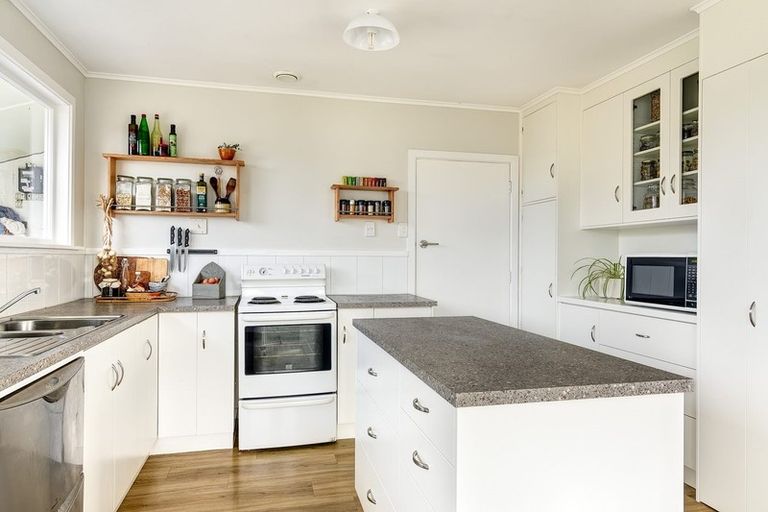 Photo of property in 33 Mcglashen Street, Motueka, 7120