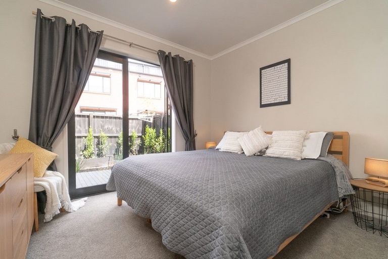 Photo of property in 18 Kerewhenua Crescent, Hobsonville, Auckland, 0616