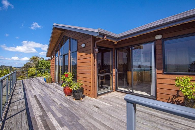 Photo of property in 8 Kaha Place, Russell, 0272