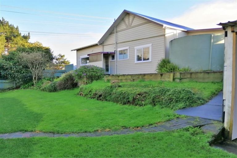 Photo of property in 19 Buxton Road, Westmere, Whanganui, 4501