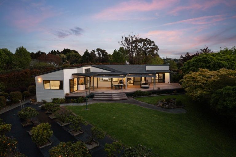 Photo of property in 14 Wade Place, Welcome Bay, Tauranga, 3175