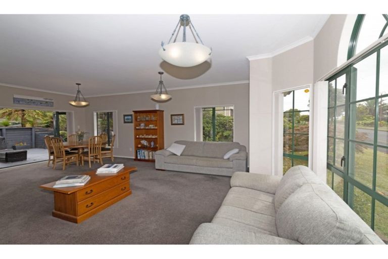 Photo of property in 5 Hoya Court, Henderson, Auckland, 0610