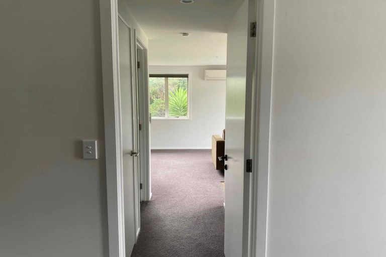 Photo of property in 79 Seaview Road, Westown, New Plymouth, 4310