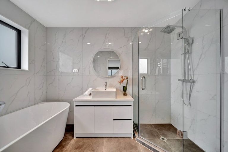 Photo of property in 1 Verdant View Avenue, Flat Bush, Auckland, 2019