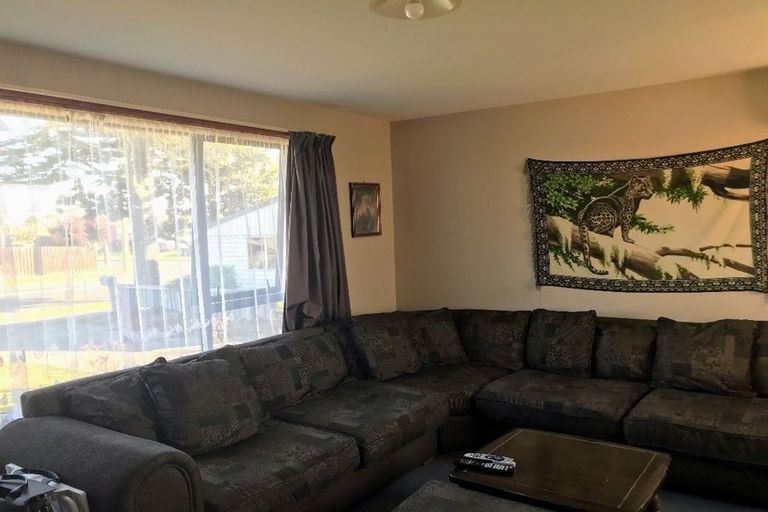 Photo of property in 223 Mairehau Road, Burwood, Christchurch, 8083