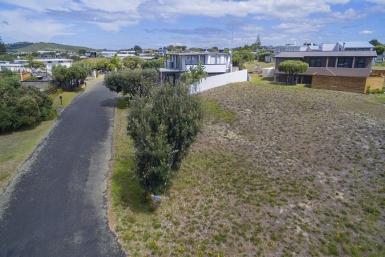 Photo of property in 20 Darroch Slope, Omaha, 0986