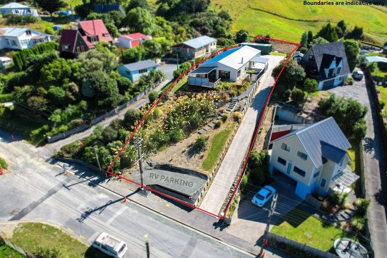 Photo of property in 114 Hall Road, Sawyers Bay, Port Chalmers, 9023