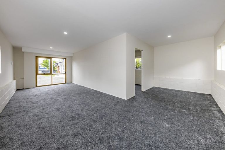 Photo of property in 41 Lawrence Crescent, Hillpark, Auckland, 2102