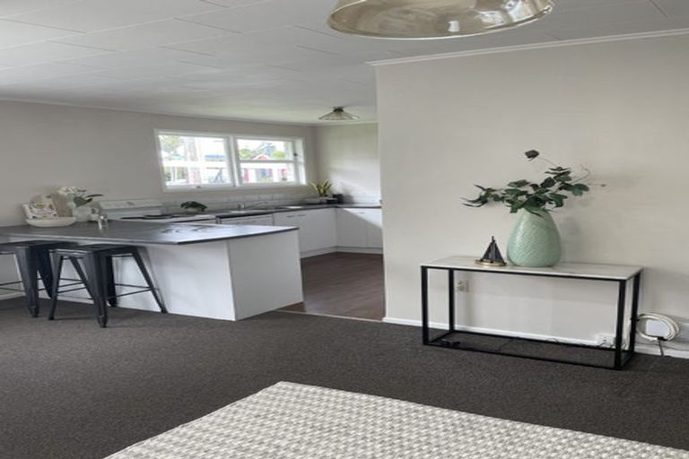 Photo of property in 1/12 Bridge Street, Melling, Lower Hutt, 5010