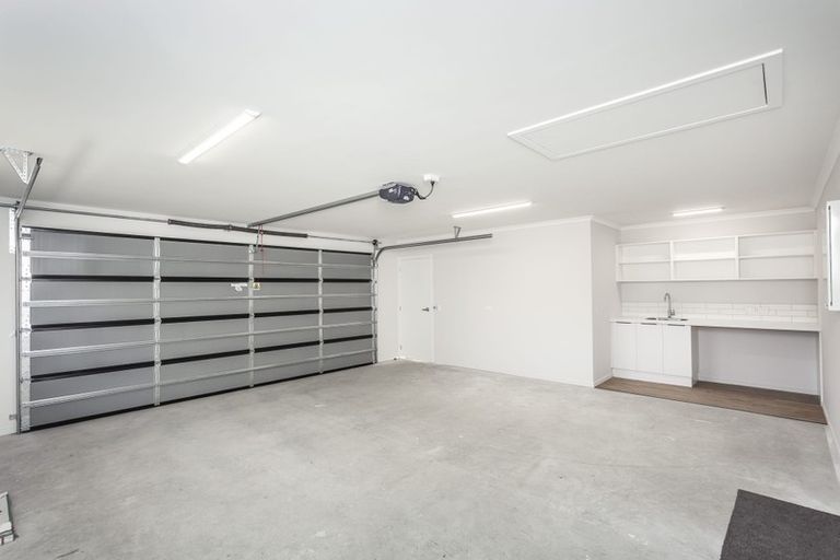 Photo of property in 41 Grandvista Drive, Green Island, Dunedin, 9018