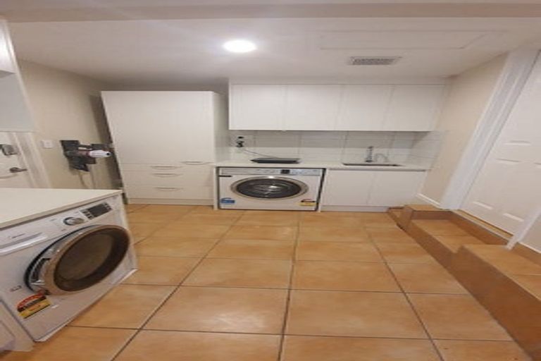 Photo of property in 191 Fisher Parade, Farm Cove, Auckland, 2012