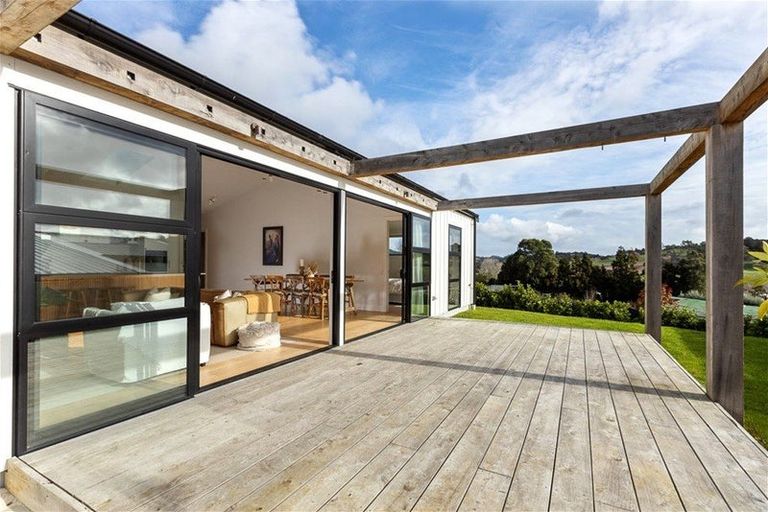 Photo of property in 19 Hikuwai Lane, Warkworth, 0910